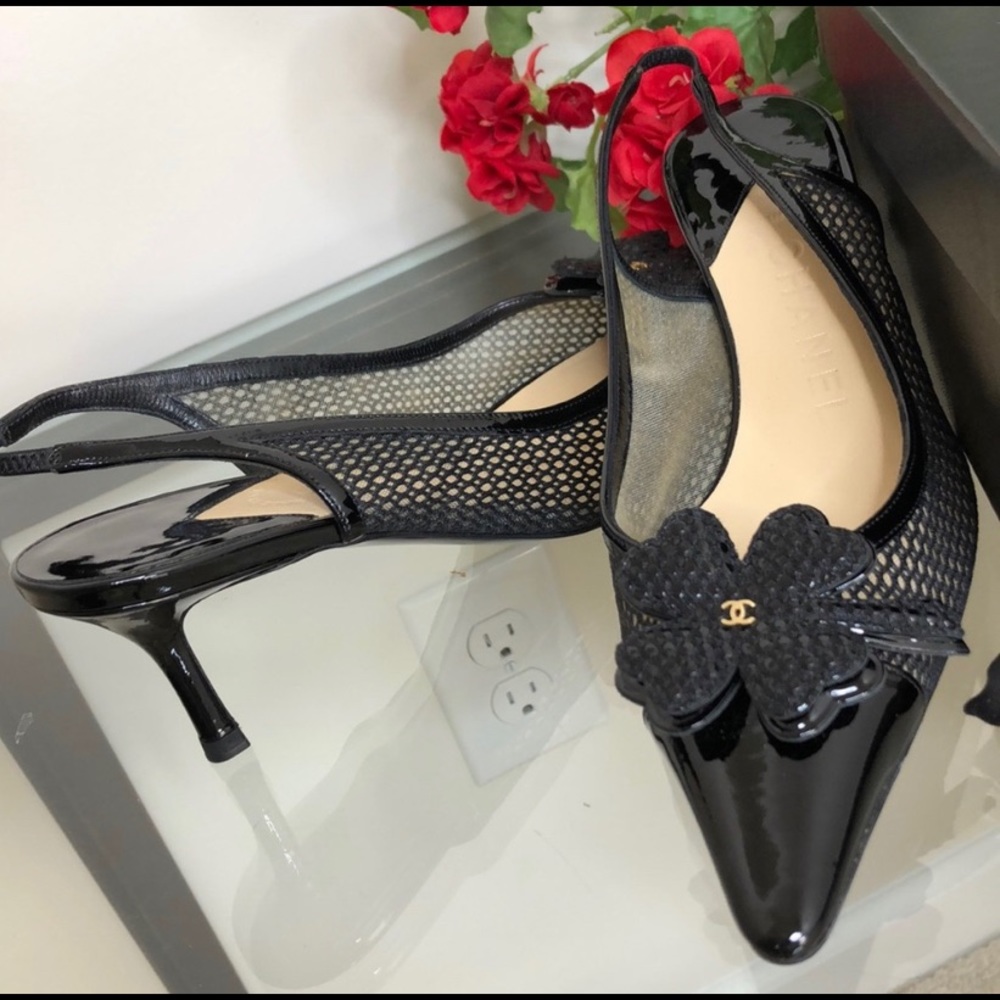 Authentic Chanel shoes PREOWNED - Picture 2 of 10